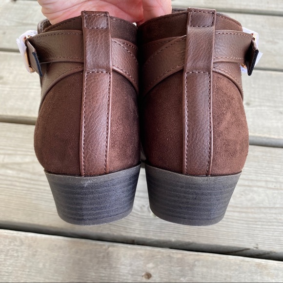 NWOT || Top Moda Brown Ankle Boots - Picture 8 of 9